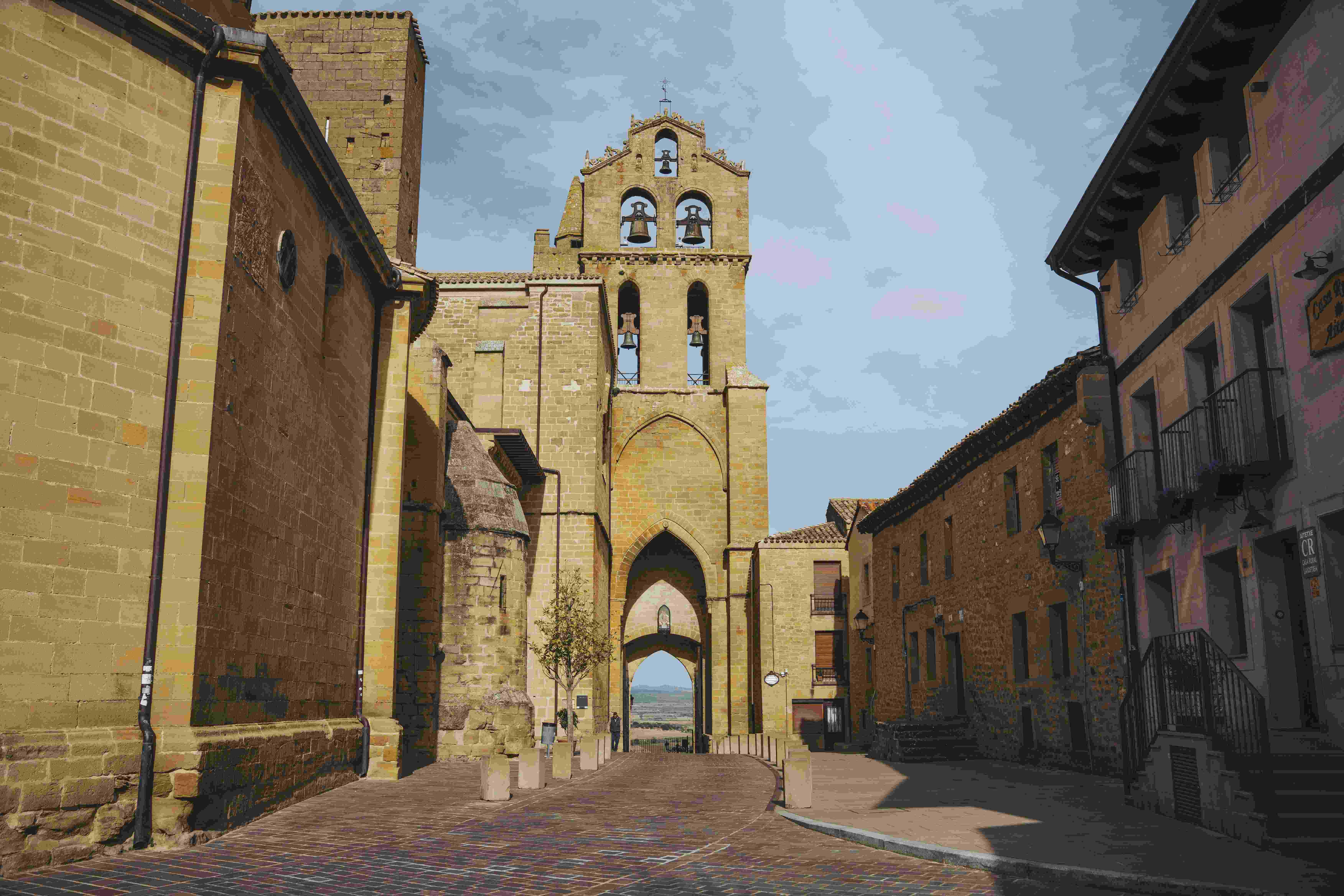 Iglesia de San Juan y Capilla del Pilar